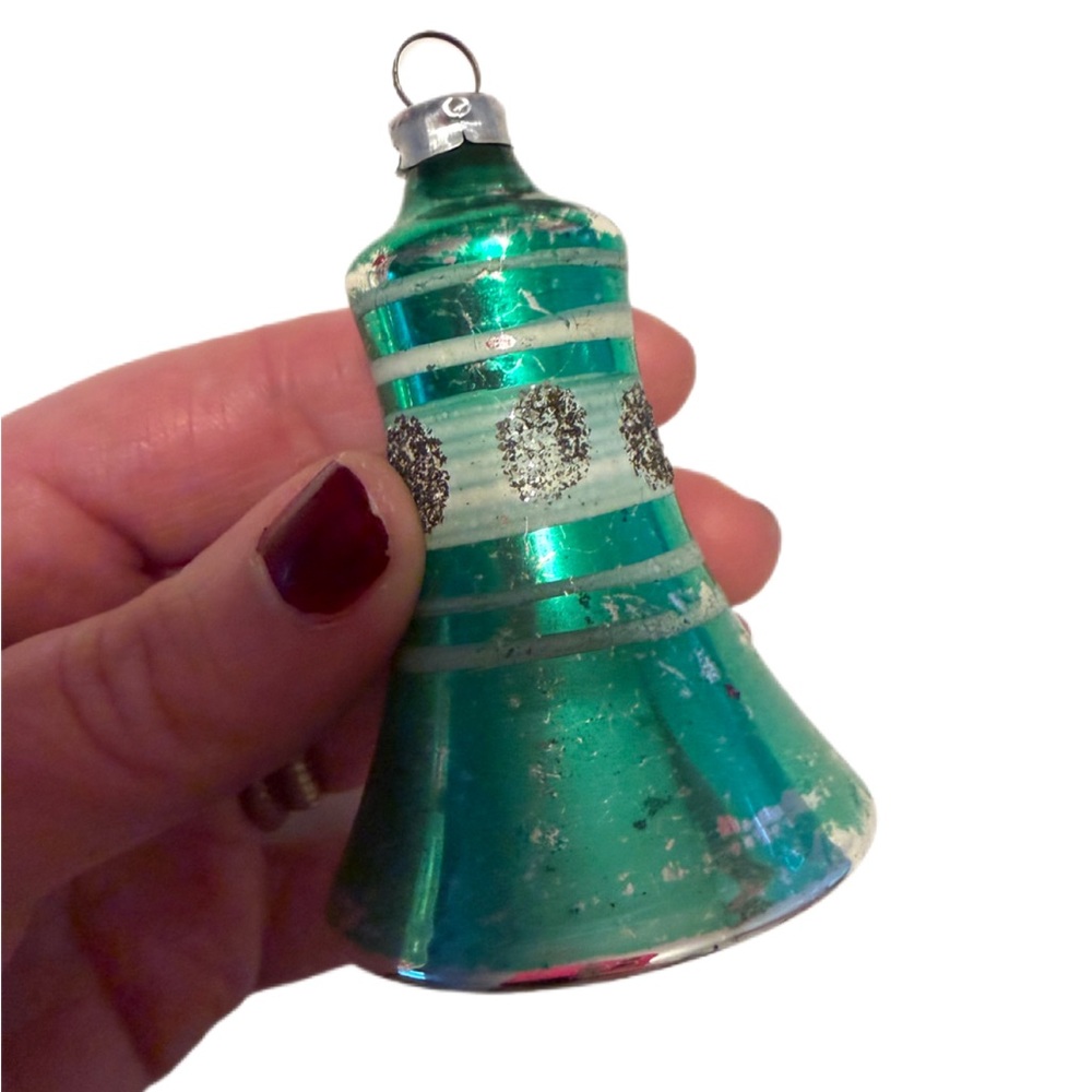 Vintage Handblown Mercury Glass Mica Bell Ornament Made in West Germany - Picture 3 of 10